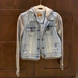 American Eagle Light Wash Jean Jacket Hoodie